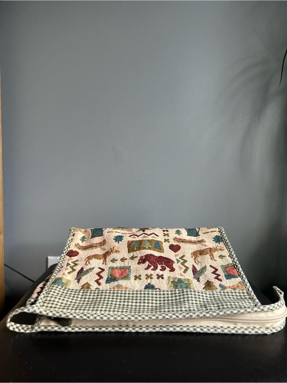 MAGGIB Vintage Woodlands Print Textile Cosmetic Bag with Lined Interior - Picture 7 of 15